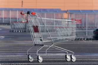 Chaos związany z 12 listopada. Jednych zmian nie będzie, inne klepnięte na ostatnią chwilę