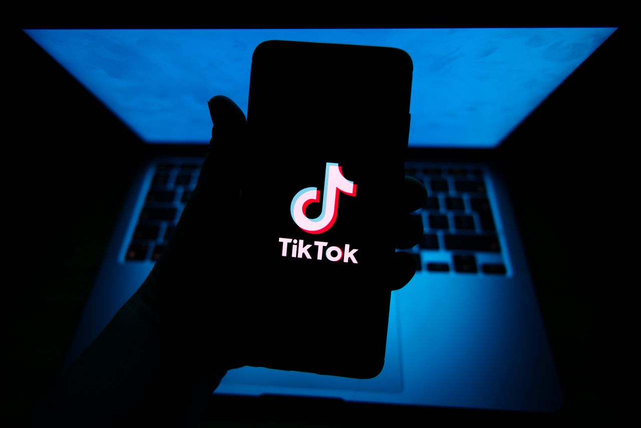 TikTok będzie jak WhatsApp. Wprowadza głosówki i możliwość wysyłania zdjęć