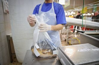 Sprzedaż żywych karpi. Jest apel o bojkot sklepów