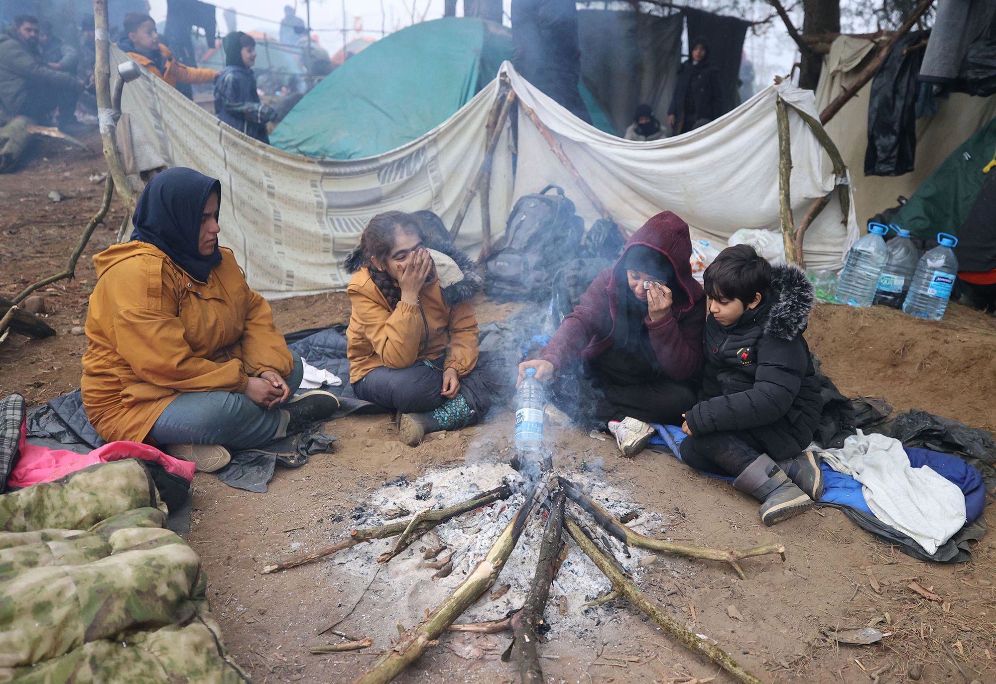 Obraz tragedii: Tak funkcjonują migranci w obozach na granicy białorusko-polskiej 7