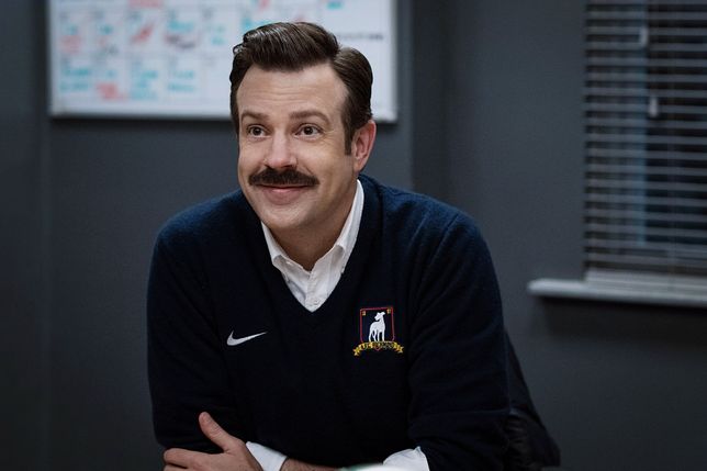 Jason Sudeikis jako tytułowy Ted Lasso