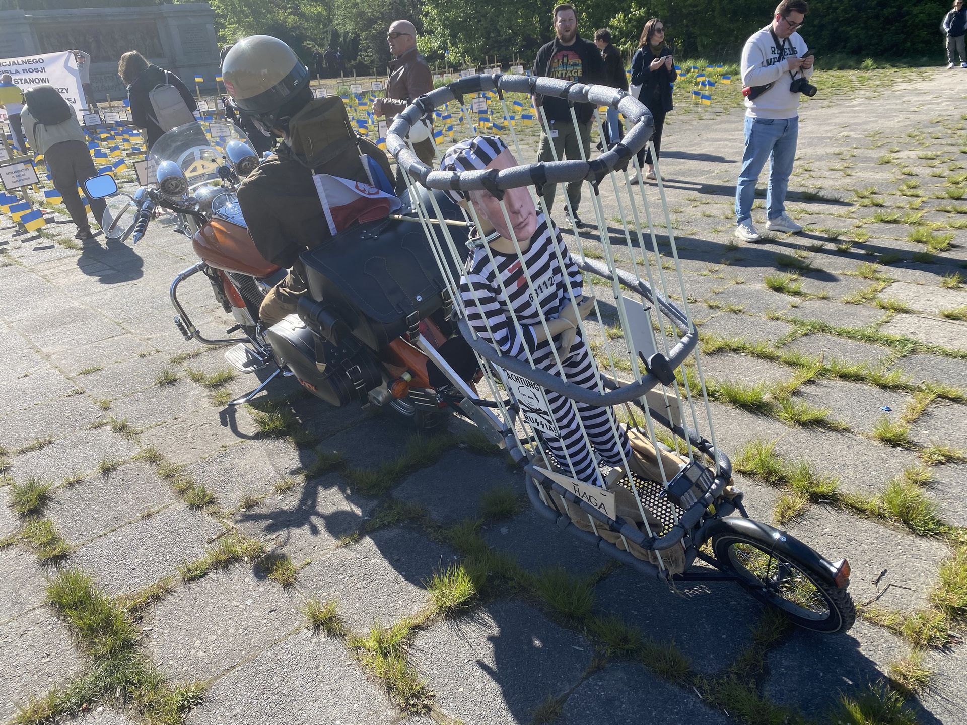 Ukraińskie przywitanie rosyjskiego ambasadora