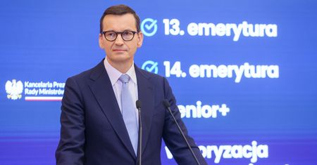 Premier o emeryturach: trzynastka i czternastka będą utrzymane