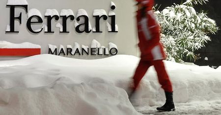 Ferrari odwołało premierę bolidu - śniegowy paraliż w Maranello