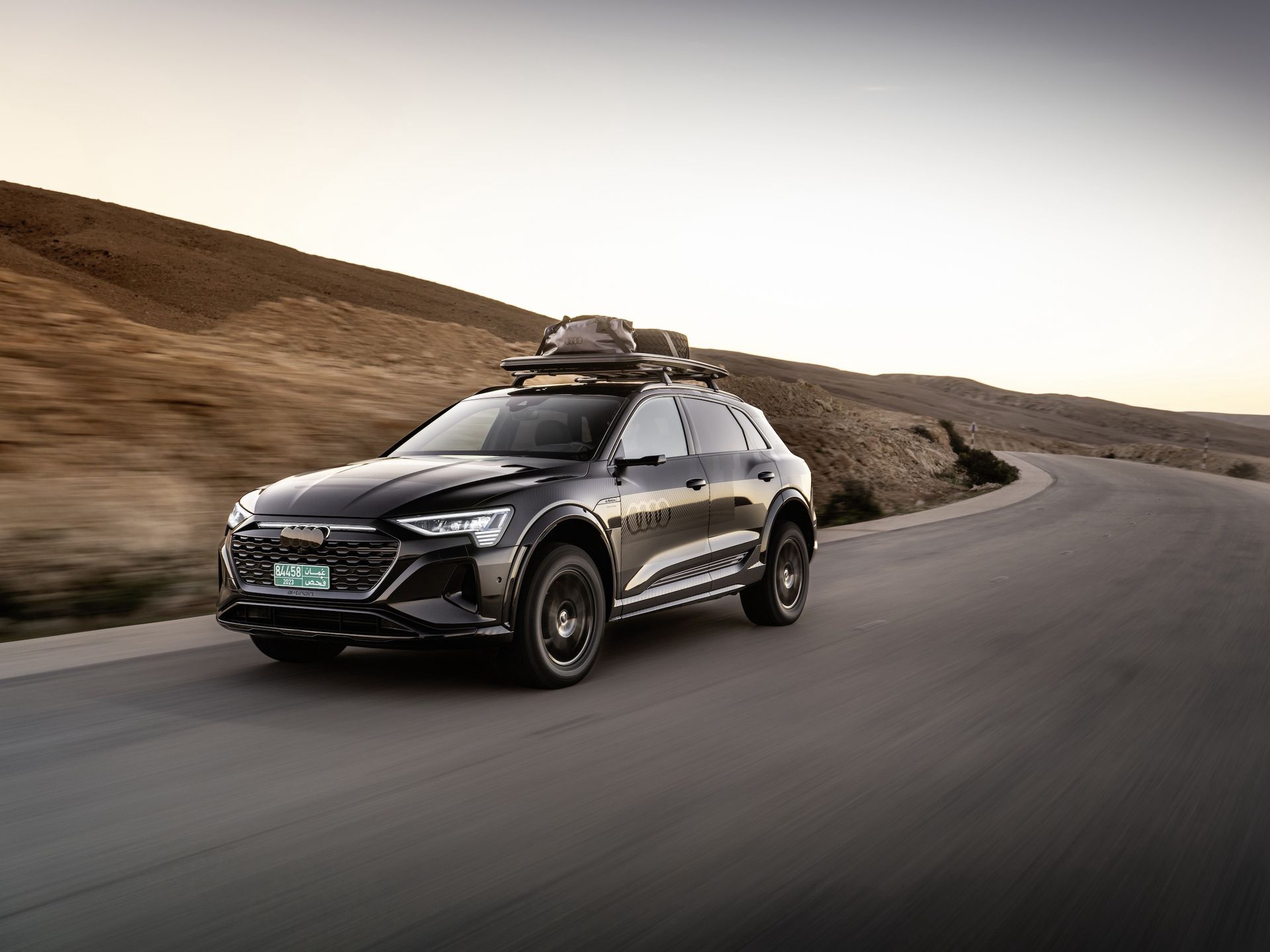 Audi Q8 e-tron edition Dakar