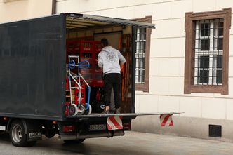 Rekord na rynku pracy. Blisko 1,5 mln Polaków bez pełnej ochrony