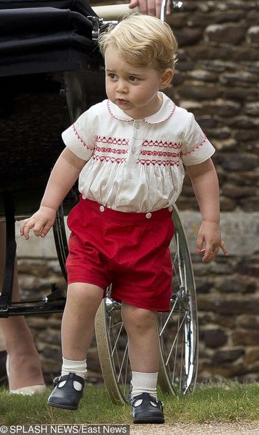 Książę George na chrzcinach księżniczki Charlotte (2015 rok)