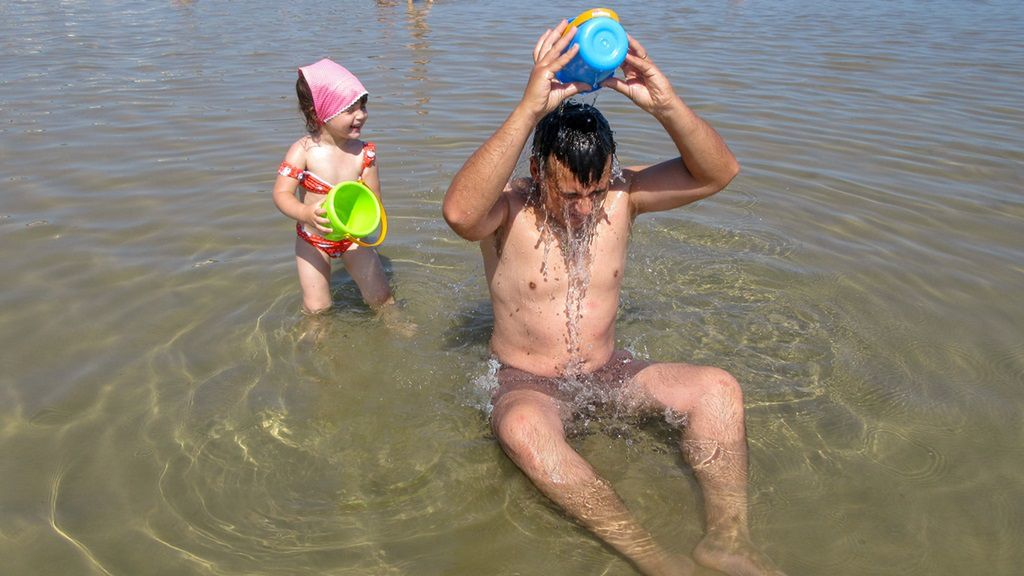 Szok termiczny najczęściej występuje do nagłym wejściu do zimnej wody w upalny dzień