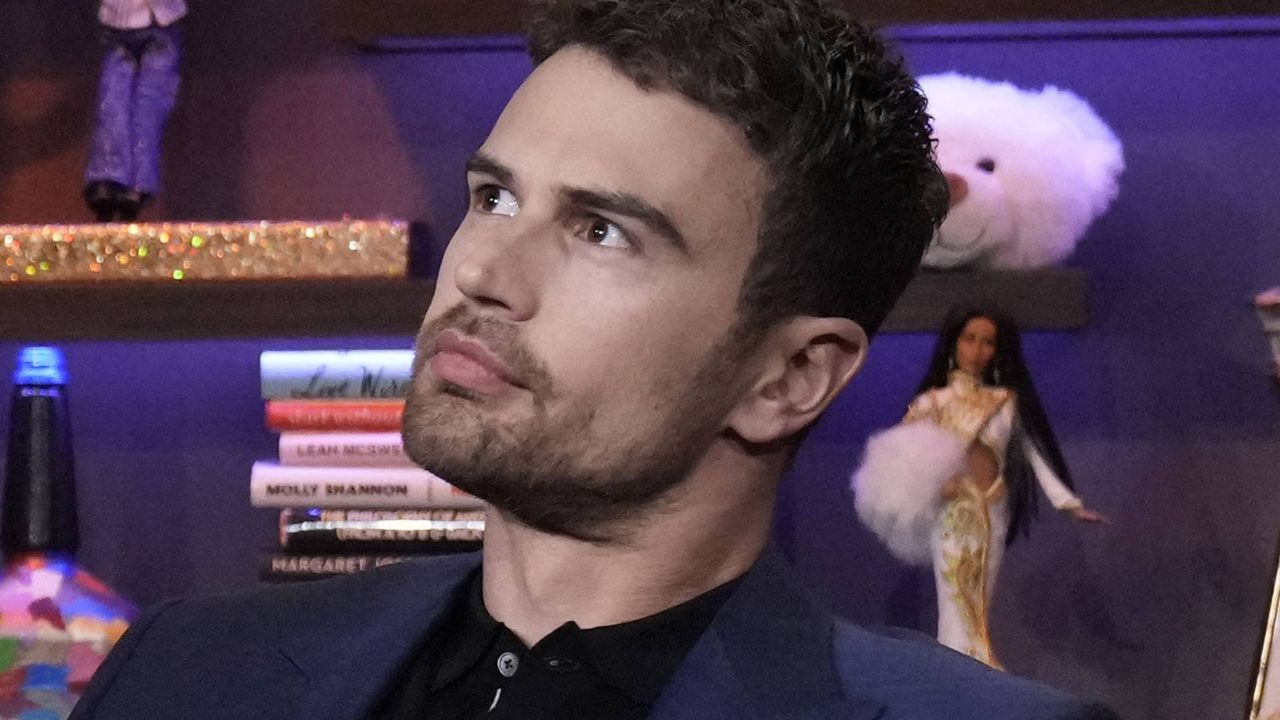 Theo James o pechowej randce (fot. Getty Images)