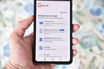Pułapka w mObywatelu. Skarbówka wygrywa na razie w sądach
