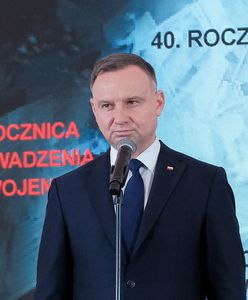 Komorowski o wypowiedzi Dudy: podnieca się własnymi słowami