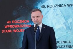 Komorowski o wypowiedzi Dudy: podnieca się własnymi słowami