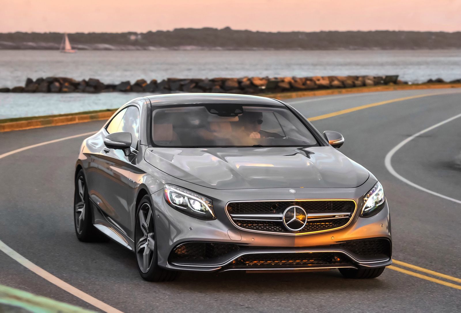 Mercedes-Benz S63 AMG i S550 Coupé w nowej galerii zdjęć 6