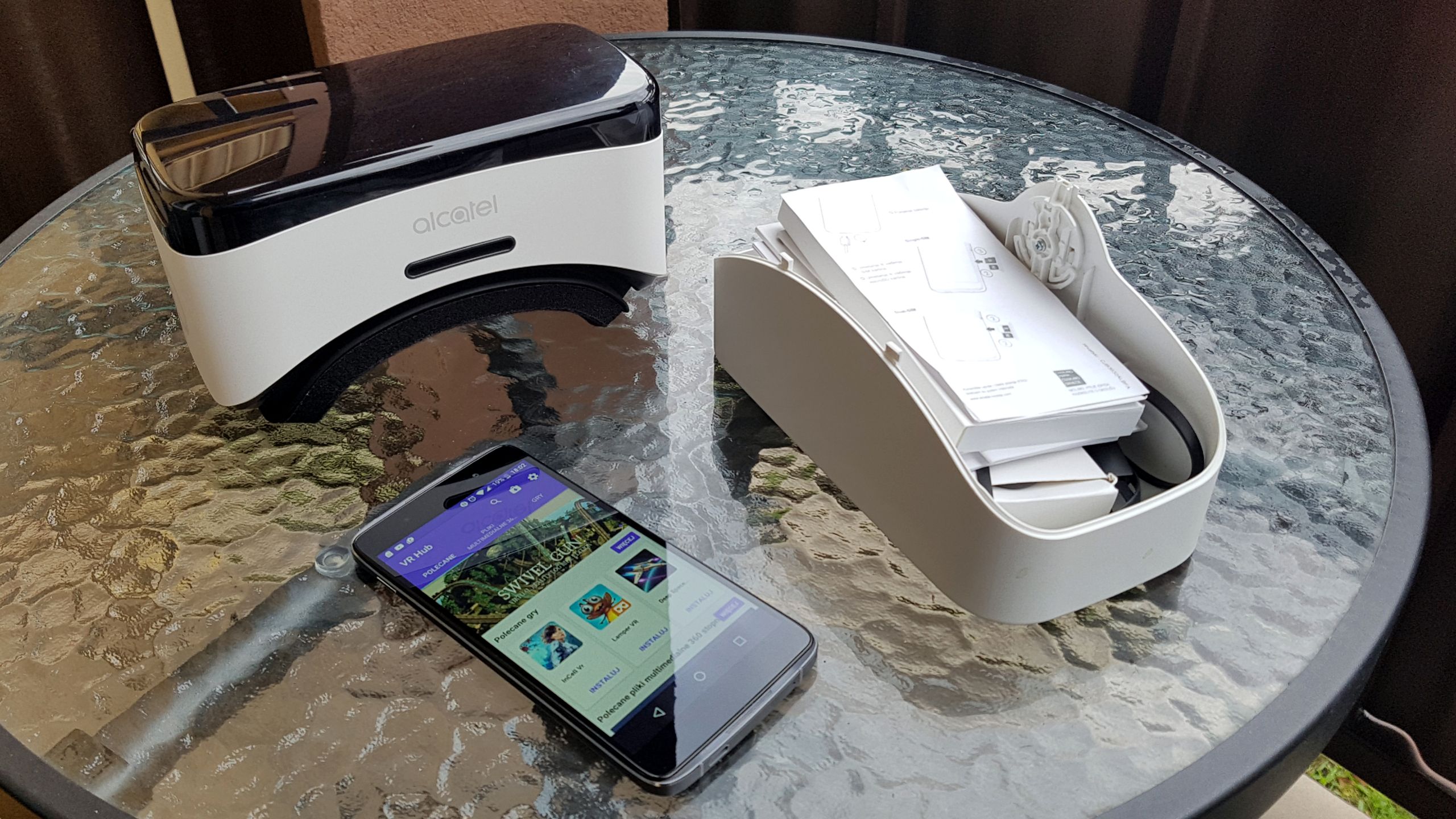 Alcatel Idol 4: 5 pomysłowych rozwiązań, których próżno szukać u konkurencji 3