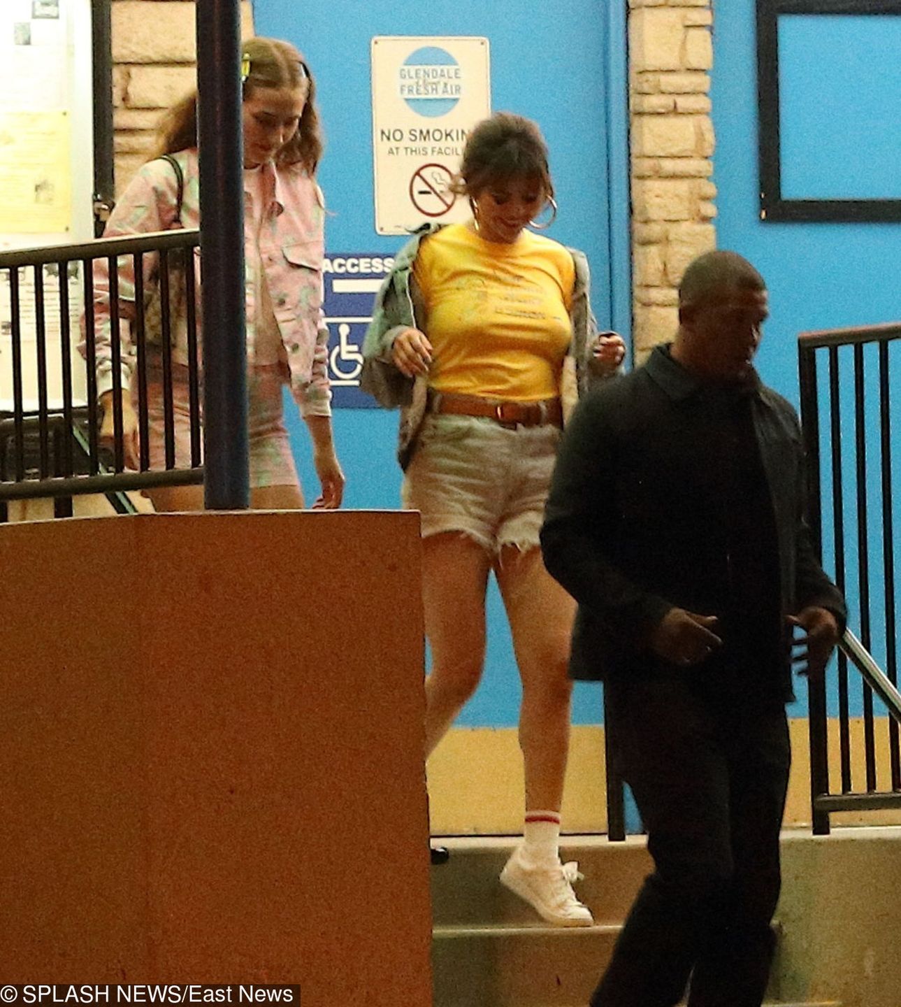 Selena Gomez bez stanika
