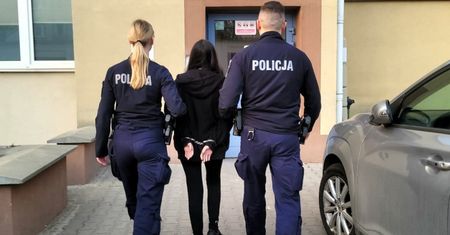 Warszawa: Akcja w metrze skończyła się aresztem. Straty przekroczyły 90 tys. zł
