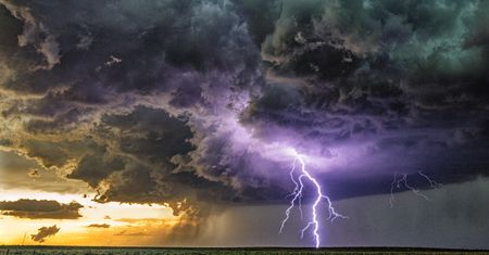 Jak obliczyć gdzie jest burza? Jest jedna metoda