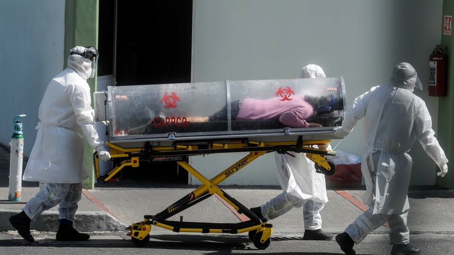 Koronawirus wraca w USA. Największa letnia fala od dwóch lat