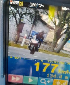 Na liczniku 177 km/h. To powiedział policjantom