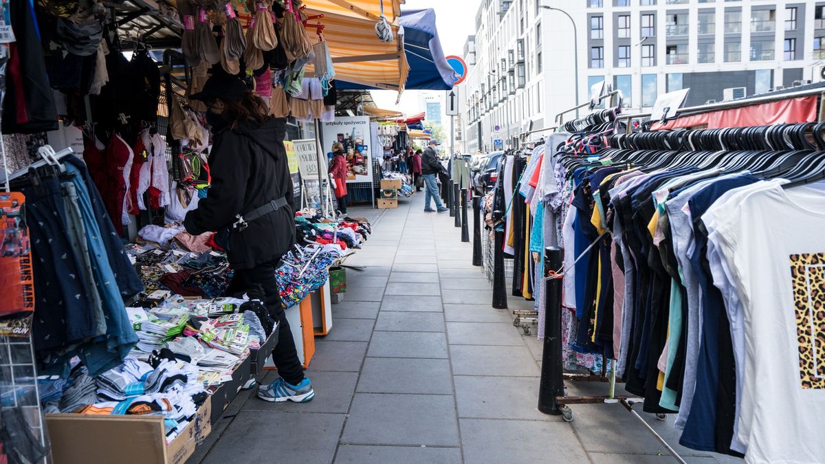 Polska stała się krajem pośredniczącym w handlu odzieżą między Azją a Europą Zachodnią