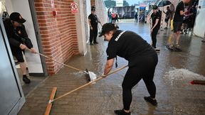 Wielka woda we Wrocławiu. Tak ratowano zalany Stadion Olimpijski [GALERIA]