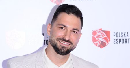 Rafał Maślak chwali się nowym domem. Jego "gniazdko" ma 130m