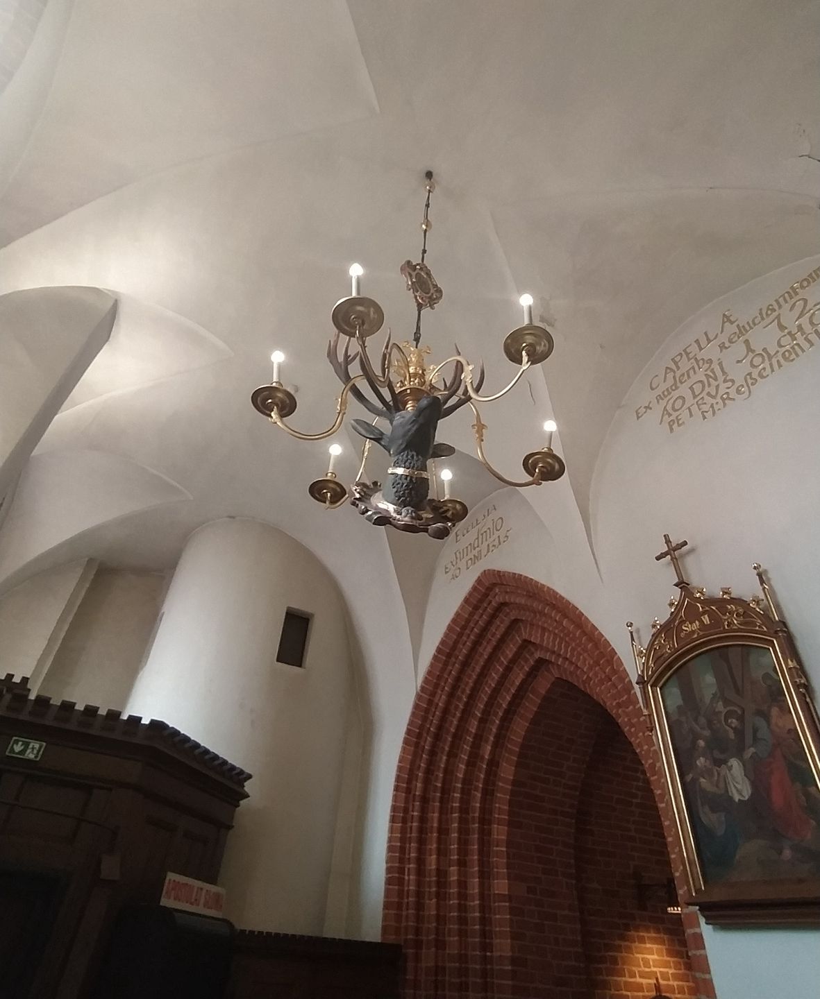Żyrandole robią wrażenie