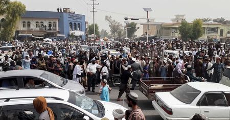 Afganistan. Pomoc polskim obywatelom i ich współpracownikom
