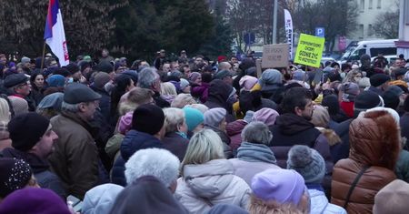 Mieszkańcy Piotrkowa Trybunalskiego domagają się od władz miasta interwencji ws. drastycznego wzrostu cen ciepła z miejskiej elektrociepłownil