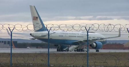 Boeing na lotnisku w Rzeszowie-Jasionce. To nim najpewniej Joe Biden przyleciał do Europy