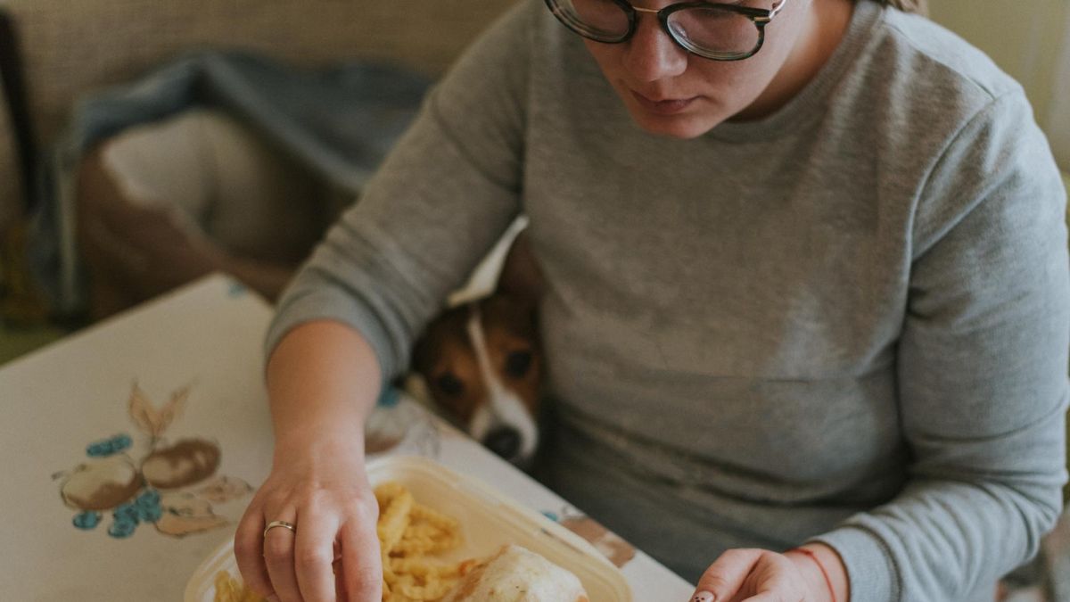 Polacy w czasie pandemii przytyli - niektórzy nawet 12 kilogramów