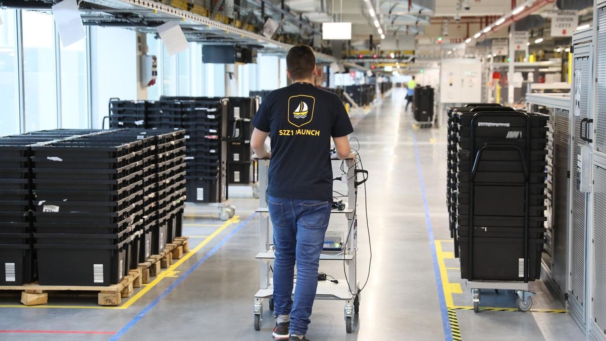 Amazon Polska zatrudnia m.in. pracowników magazynowych