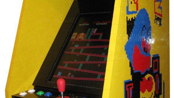 Automat do gry z klocków LEGO 1