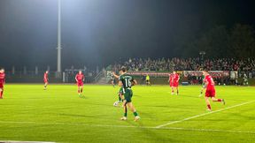 Grali w dziesięciu, wymęczyli awans. Śląsk Wrocław zepsuł święto w Tomaszowie Mazowieckim