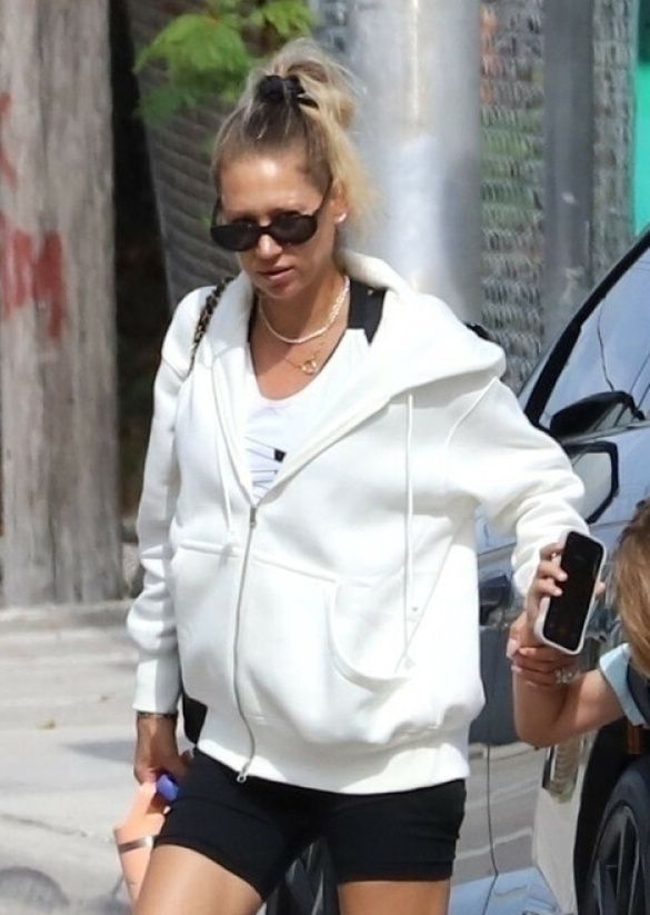 Anna Kournikova z dziećmi