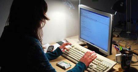 32 godziny dorabiania bez etatu i ani minuty więcej. Projekt Kodeksu pracy z elastycznością pracy nie ma nic wspólnego