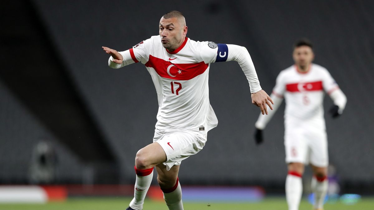 PAP/EPA / Murad Sezer / Na zdjęciu: Burak Yilmaz