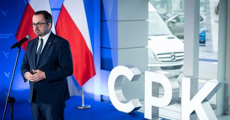Rosyjski wywiad zamieszany w CPK? "Chcieli polaryzować społeczeństwo"