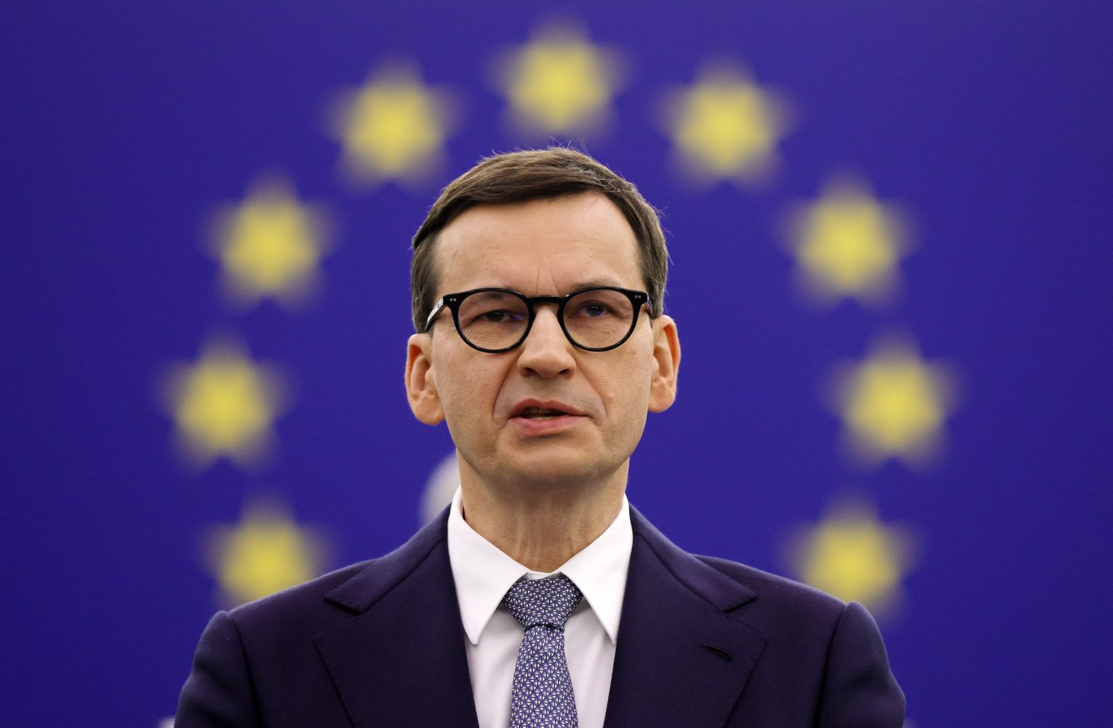 Artysta w prześmiewczy sposób przedstawia Morawieckiego 