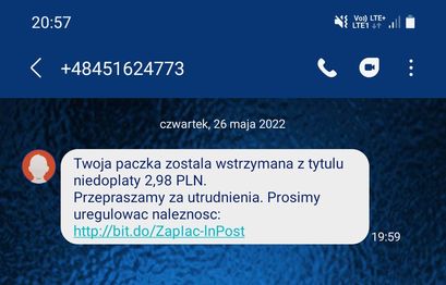 Fałszywy SMS o paczce