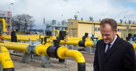 Kryzys na Krymie. Wiceprezydent USA spotka się z Komorowskim i Tuskiem
