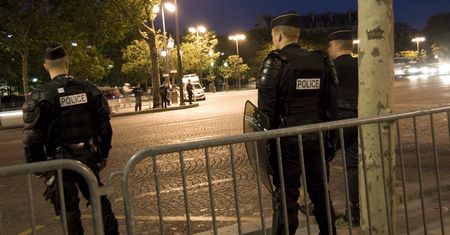 Nielegalni imigranci. Francja uszczelnia granice