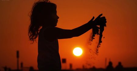 Ponad 50 wschodów słońca było potrzebne, by nagrać ten film