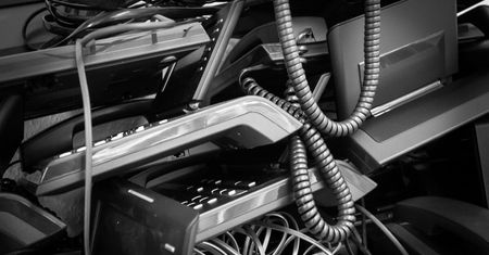 Nieznany numer, realne zagrożenie: co warto wiedzieć o tele-scamie?