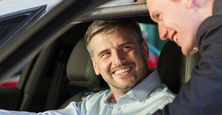 Jak planować budżet na zakup samochodu?