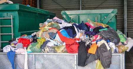Dodatkowy pojemnik od 1 stycznia. Zmiana w segregacji śmieci
