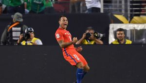 Copa America: Eduardo Vargas królem strzelców, Alexis Sanchez ze złotą piłką