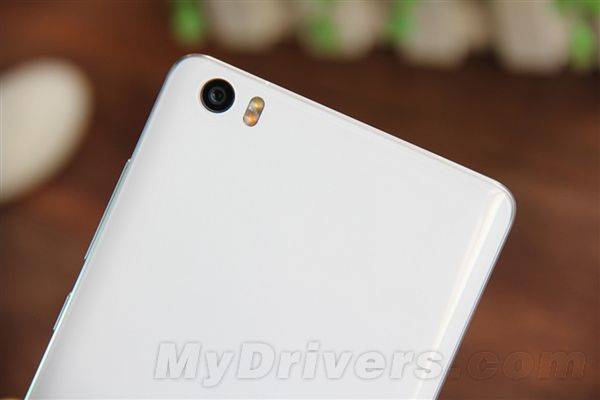 W skrócie: Xiaomi Mi Note na zdjęciach, koniec marki Ascend i i klon iPhone'a 6 21