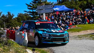 Rajd Portugalii: Łukasz Pieniążek na podium po 1. etapie! W klasie WRC plaga wypadków