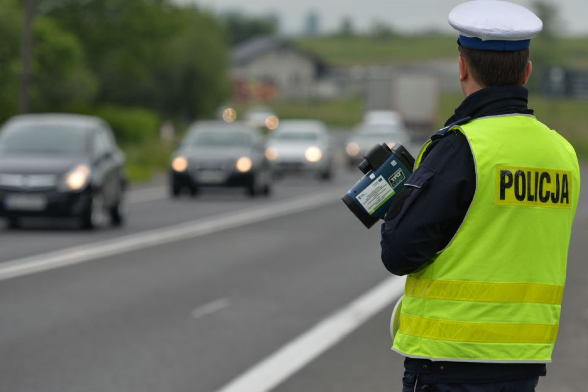 Komendant stracił prawo jazdy. Przekroczył prędkość o ponad 50 km/h